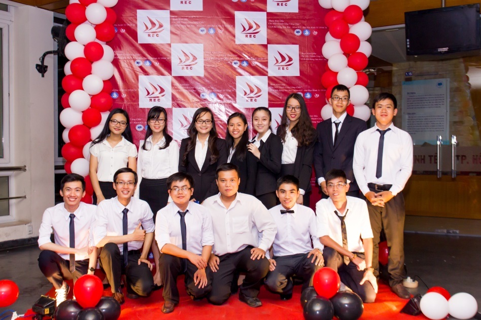 cuộc thị bất động sản