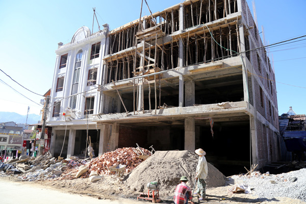 Điểm giống nhau của các công trình là xây dựng nhanh và khá đồ sộ sapa lên cơn sốt xây nhà nghỉ, khách sạn