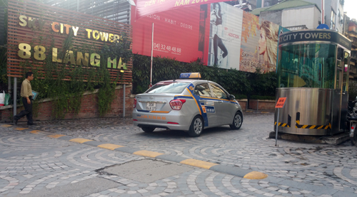 o-chung-cu-cao-cap-phai-thue-cong-vao-nha